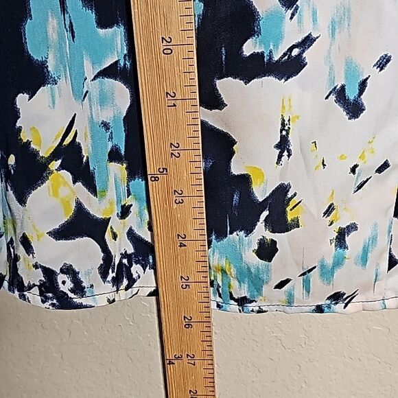 NWT Banana Republic Medium Long Sleeve Satin Floral blouse top - Picture 6 of 9